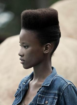 Got this picture from lipstickalley.com. This sister is from Mozambique. Such a lovely cut!
